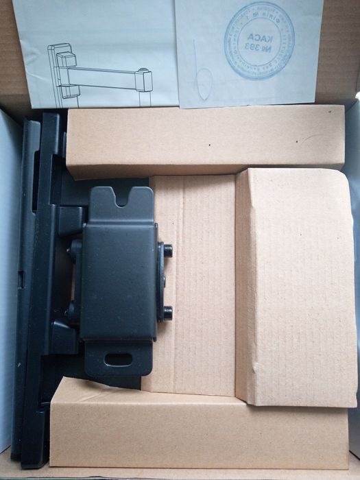 Кронштейн  для телевизора