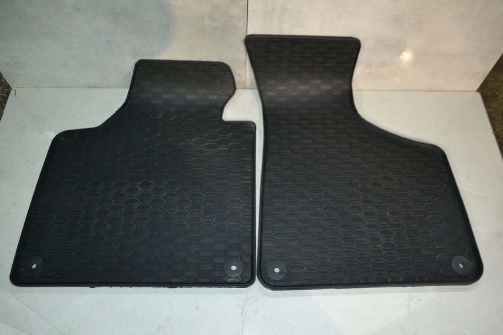 AUDI A3 8P 04-12 DYWANIKI GUMOWE CZARNE PRZÓD PRZEDNIE P/L