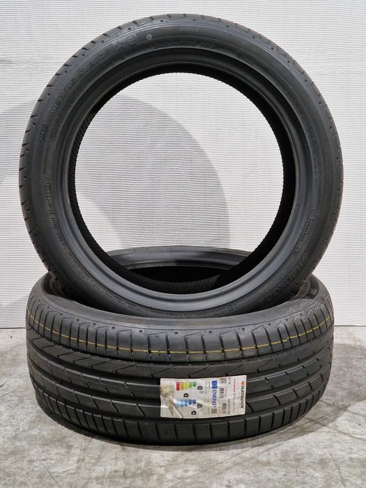 [Como Novos] 2 Pneus 245/45R19 HANKOOK (RFT)