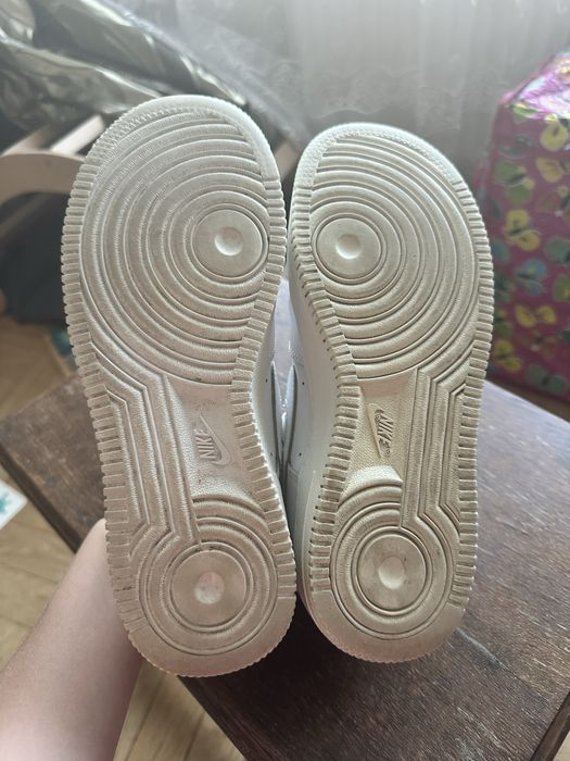 Кросівки Nike Air 37 розмір білі 23,5 см