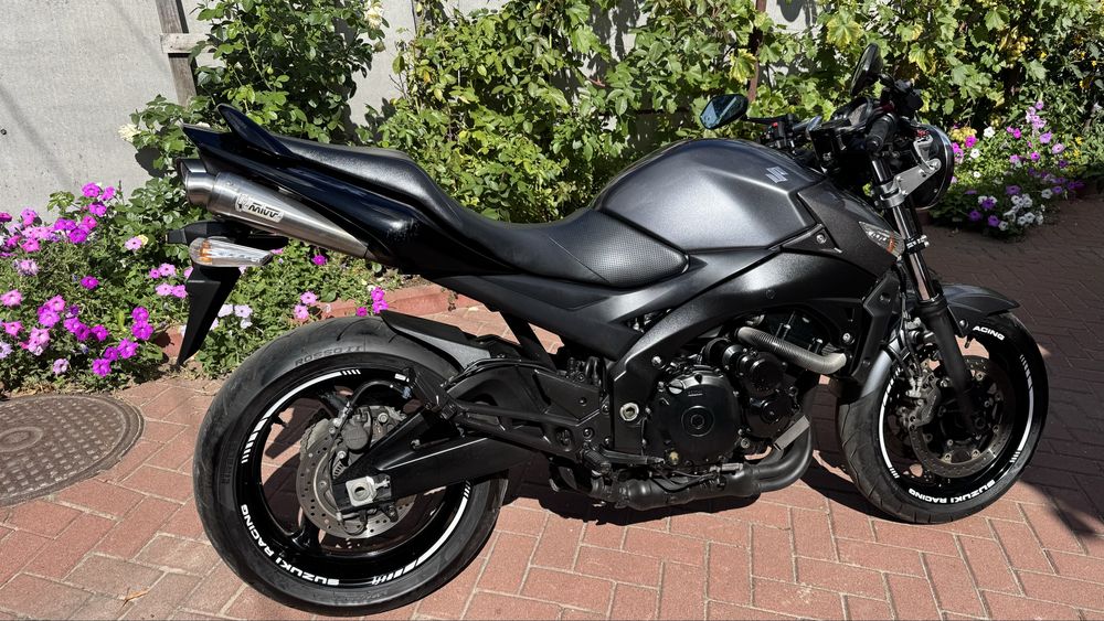 Suzuki GSR400  ABS Сузуки 2013 рік