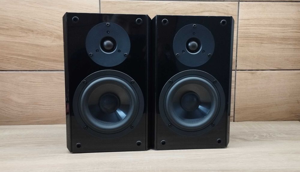 Kolumny Yamaha NX-E200 (głośniki/monitory)
