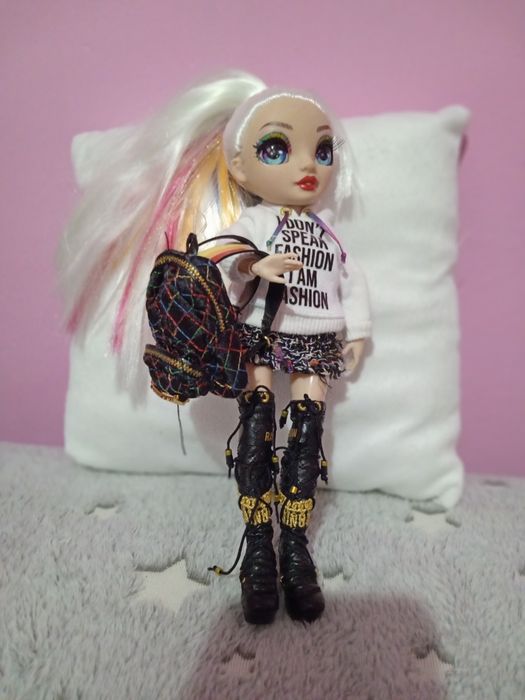 RAINBOW lalka z tęczowymi włosami