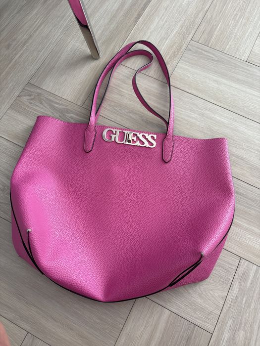 Guess torebka shopper fuksja