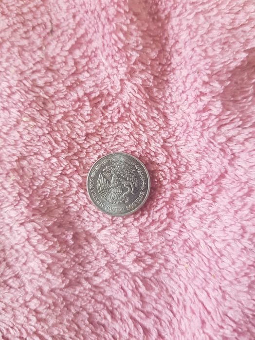 Moneta odwrócona 20 centavo