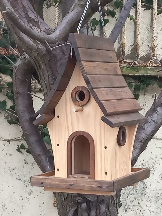 Кормушка для птиц деревянная
