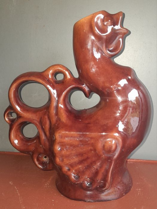 Штоф-графін у вигляді півня.