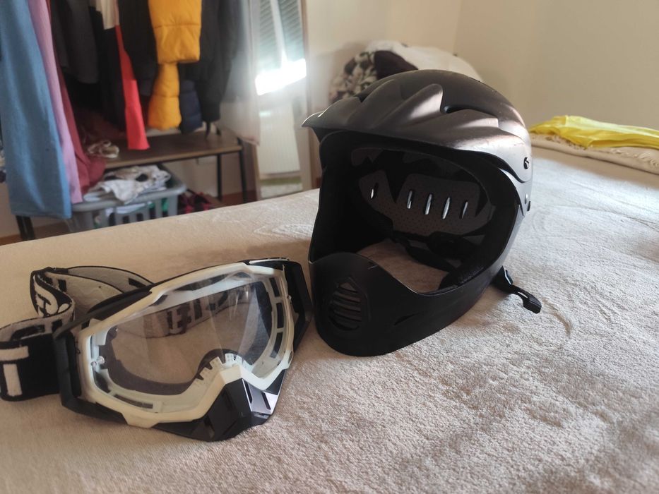Capacete Integral para Bicicleta + Óculos