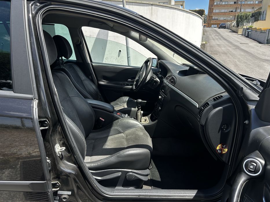 Renault Laguna 1.9 Dci 120Cv ( Ótimo estado)