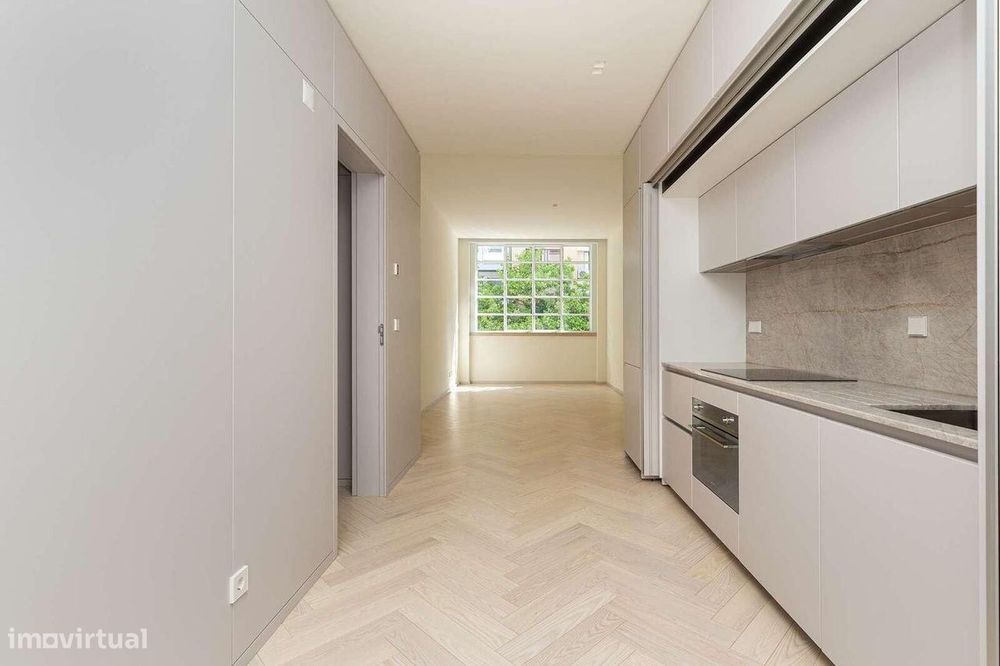 Apartamento T1 com estacionamento, Avenida da Liberdade, Lisboa