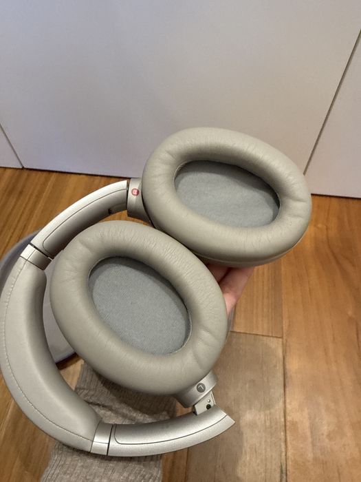 Sony headphones WH 1000X M3