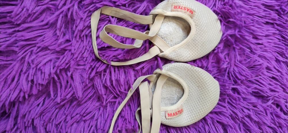 Полупальцы для  художественной гимнастики и бальных танцев