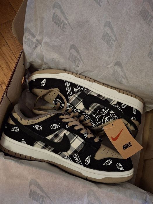 Кросівки nike dunk low x Travis Scott