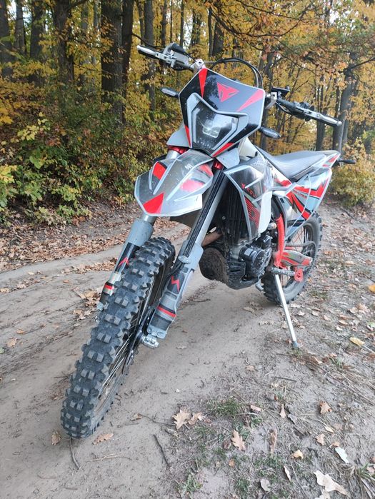 Продам мотоцикл kovi lite 300r