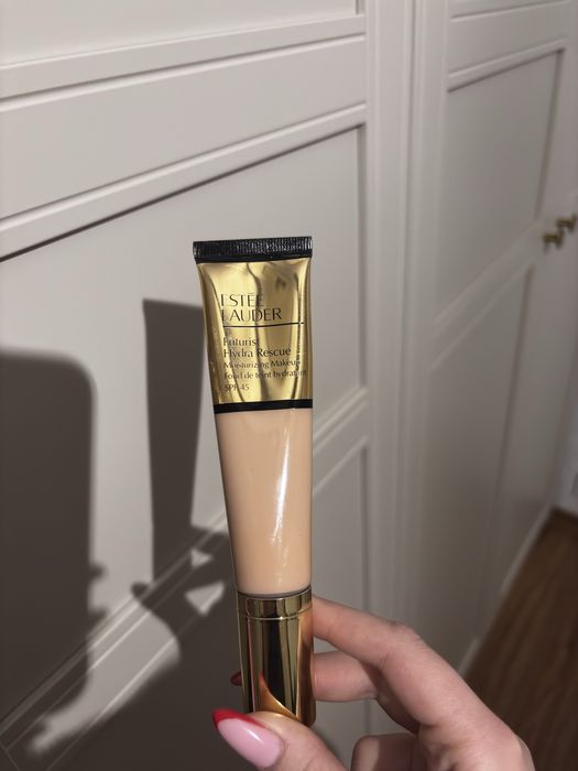 Podklad estee lauder futurist