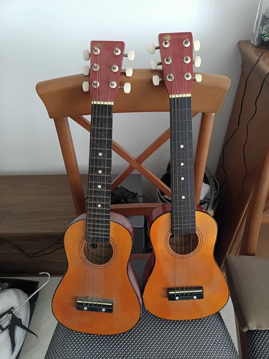 Par de violas guitarras