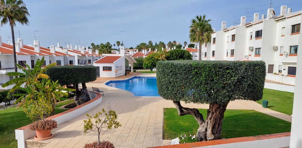Oliveiras T2  Home C/ Piscina & Estacionamento