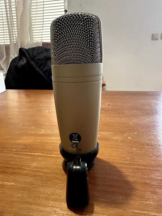 Microfone Behringer C-1