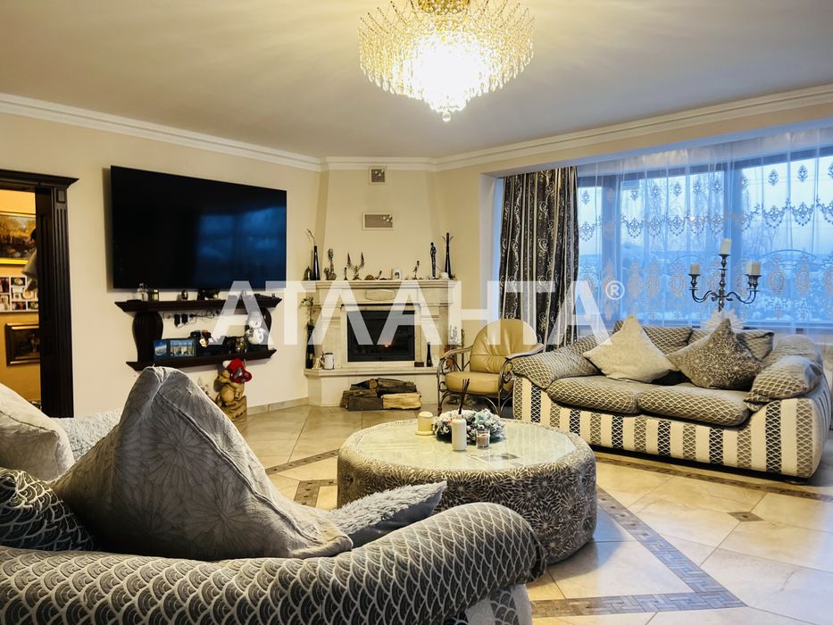 Елітний затишний будинок в с. Баранинці