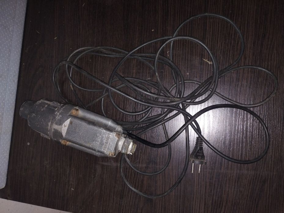 Насос погружной вибрационный для полива