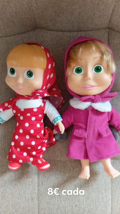 Masha e o urso, casas e peluches