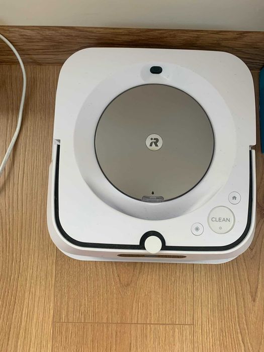 Robot mopujący iRobot Braava jet m6