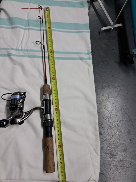 Wędka podlodowa + kołowrotek mikado.