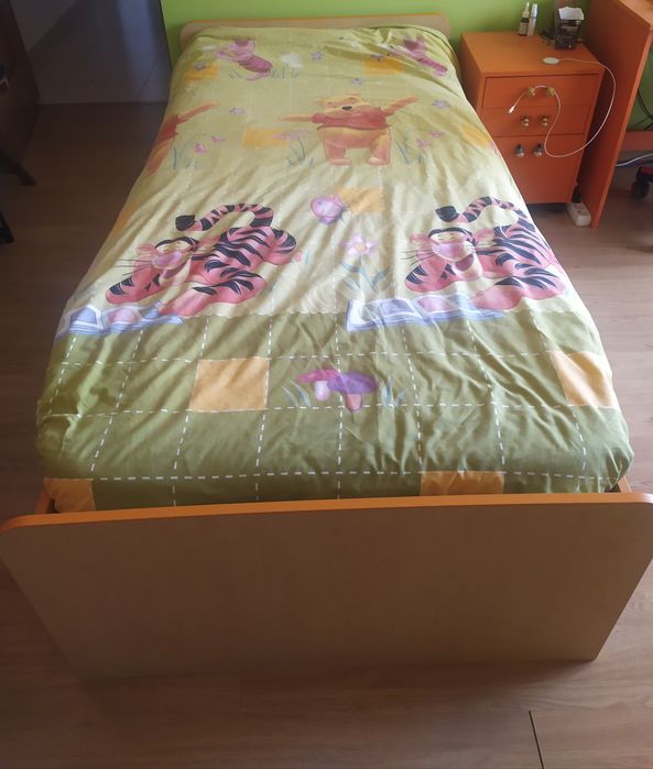 Cama  de criança com gavetão