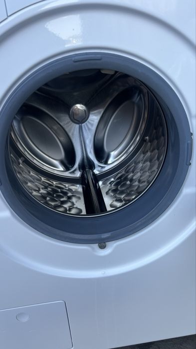 Пральна машинка Mille W1 2015рік