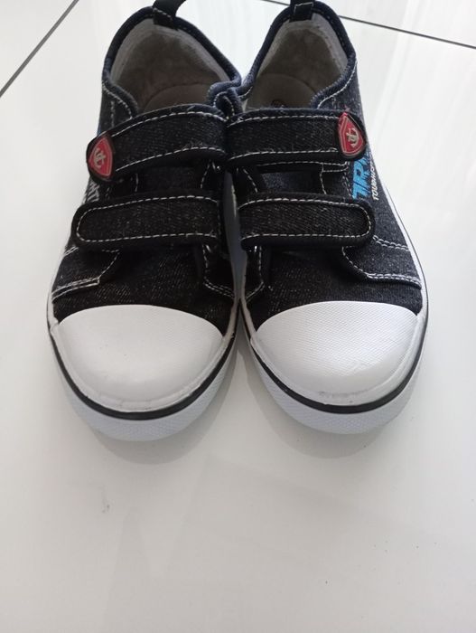 Trampki chłopięce 32