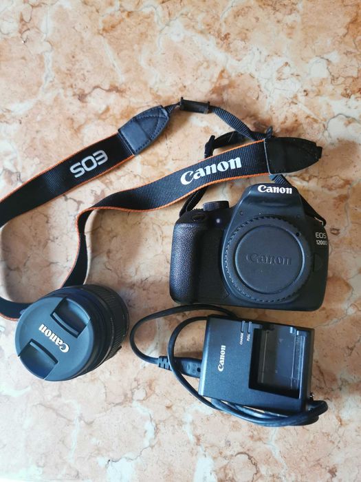 Máquina fotográfica cannon 1200 D