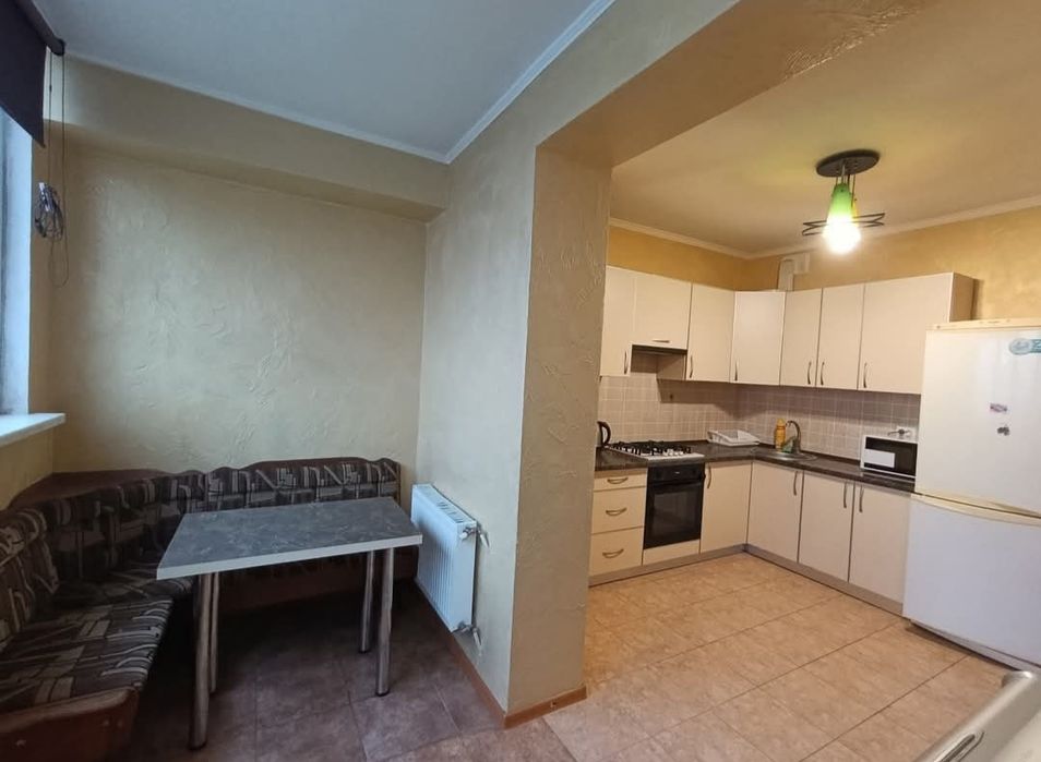 Оренда 1кімнатної Озерна Лісогринівецька