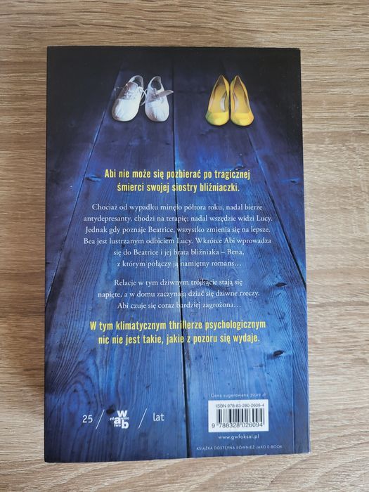 Claire Douglas Siostry