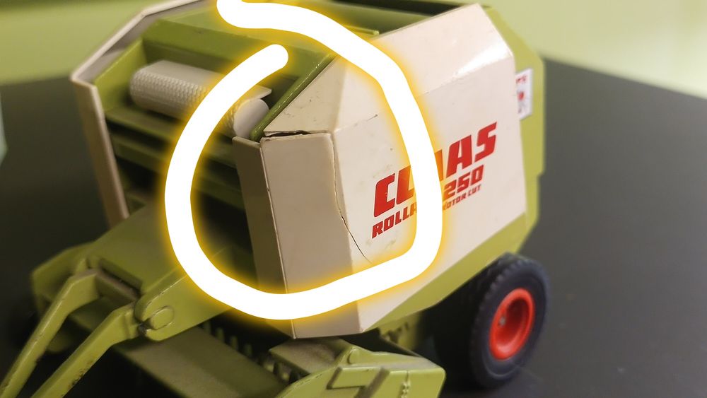 Siku prasa Claas 1:32