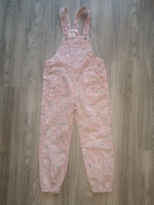 Kombinezon spodenki na szelkach Newbie r 110