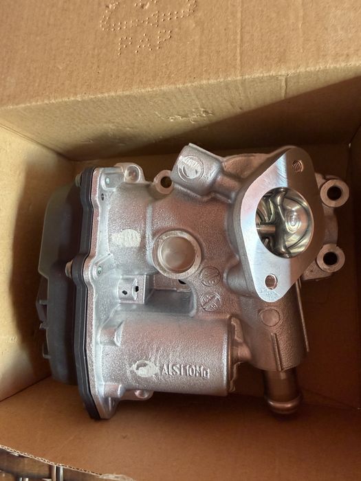 Клапан EGR ЕГР Mercedes A 642 140 22 60 Original GLS, GLE, GLC, S, E, C.
