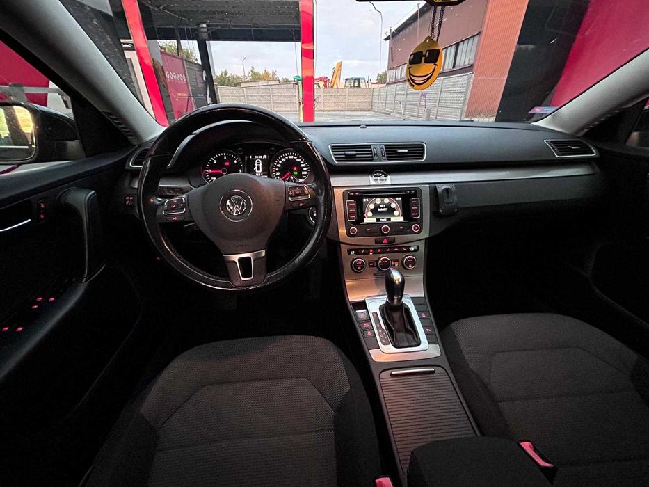 VOLKSWAGEN Passat 2.0 TDI Kombi BlueMotion DSG