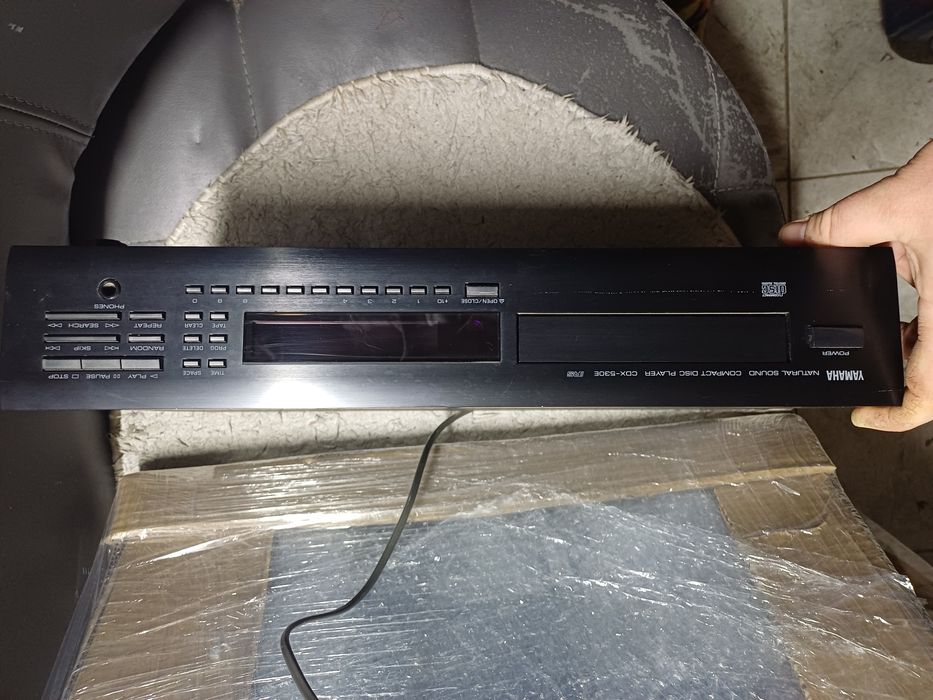 Yamaha CDX-530E cd програвач
