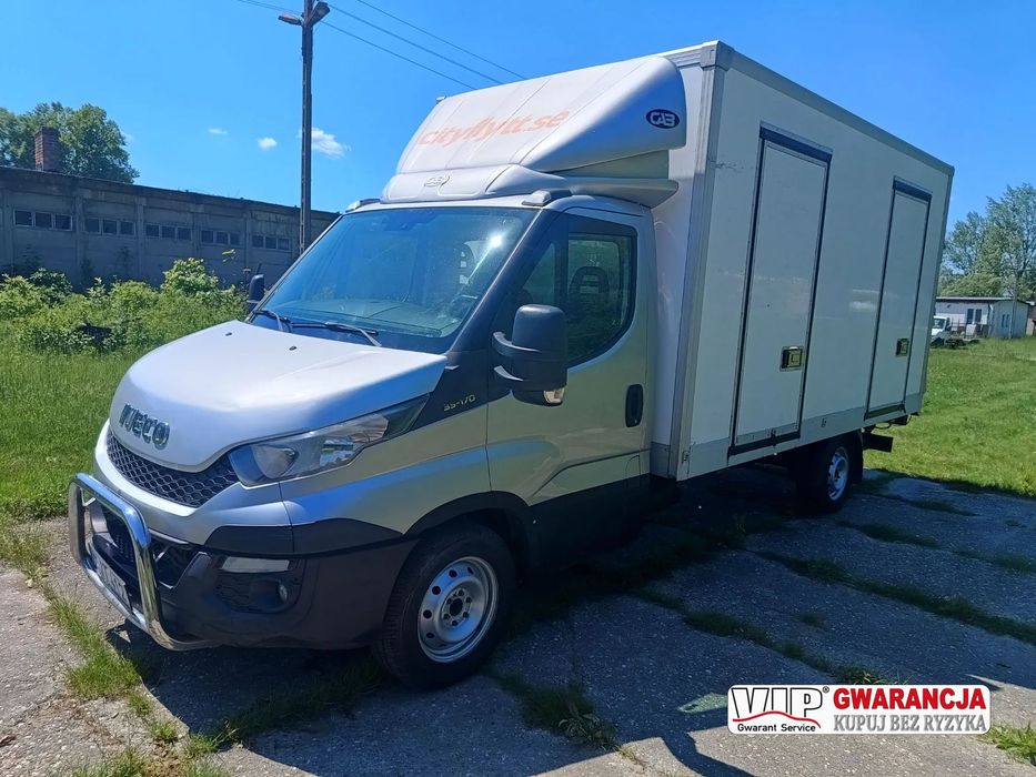 Iveco Daily 35s17 KONTENER+WINDA (udźwig 750kg) 3.0 diesel 170 kM automat 2014 WEBASTO, KAMERA COFANIA, GOTOWY DO PRACY!  ZDROWA RAMA, gwarantowany przebieg, bez wkładu finansowego!