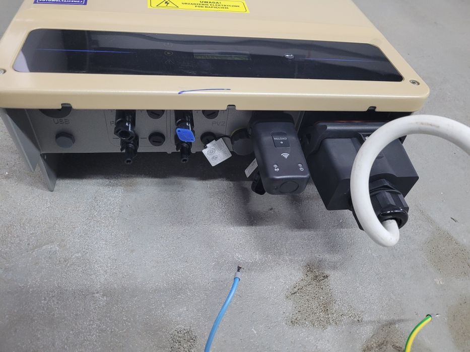 Sprzedam falownik 6kw mało  używany