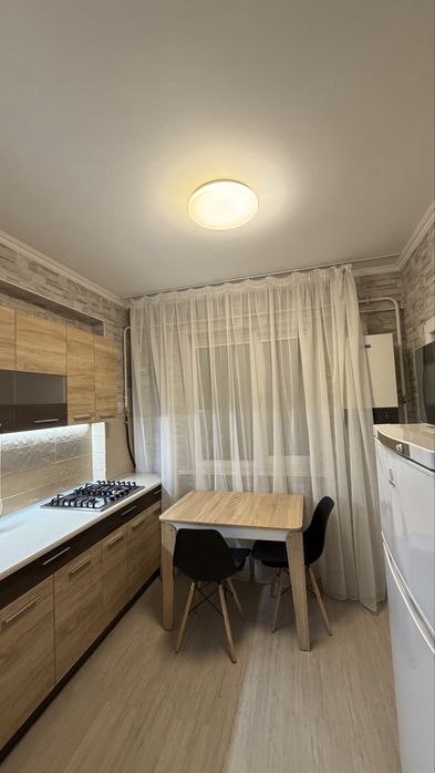 Сдам однокомнатную квартиру с АГВ в 9-ти этажке на Репина !!!