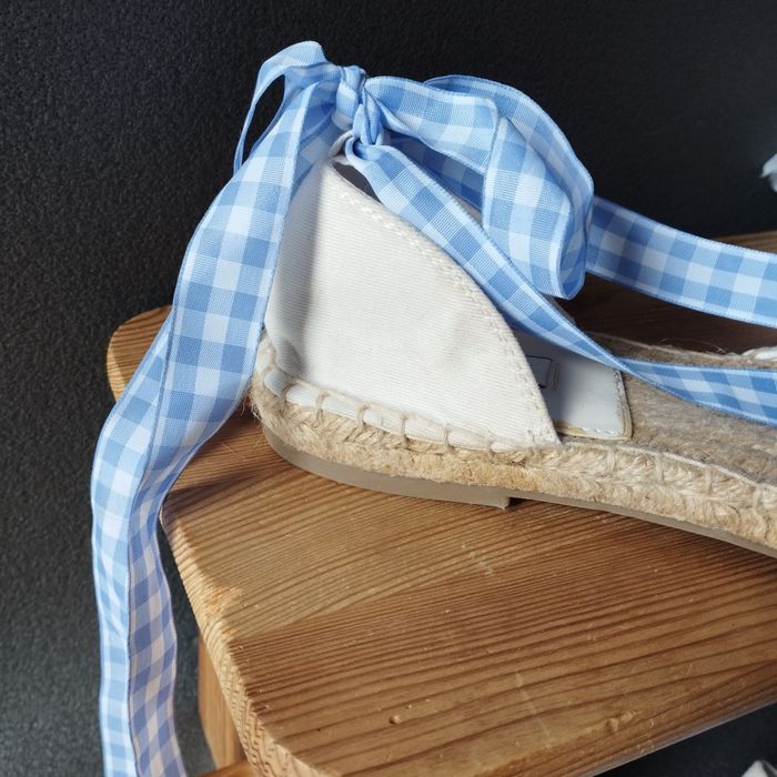 Espadryle Stradivarius r. 38 kremowe w błękitną kratkę – nowe