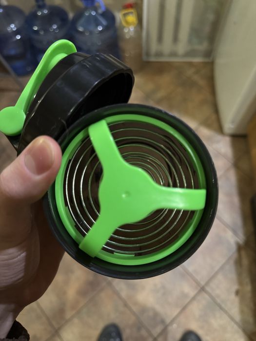 Спортивний шейкер Spider Bottle 3-в-1 (з контейнерами для добавок)