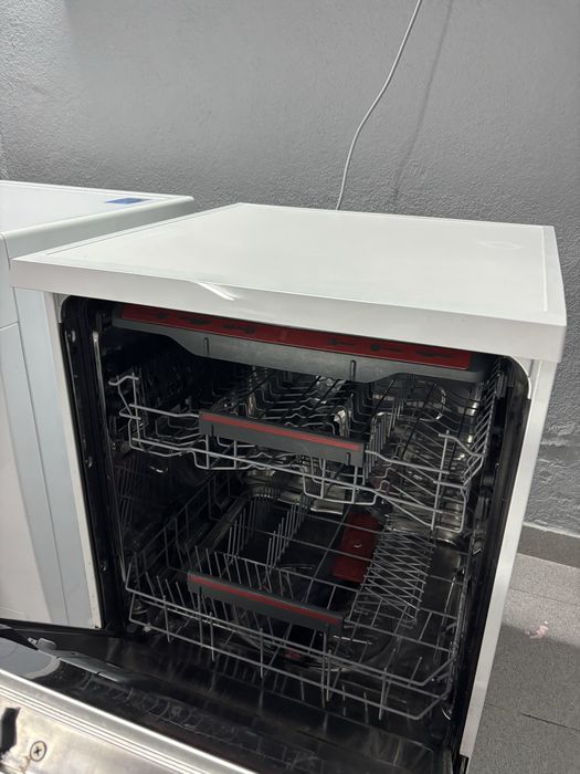 Máquina de Lavar Loiça AEG