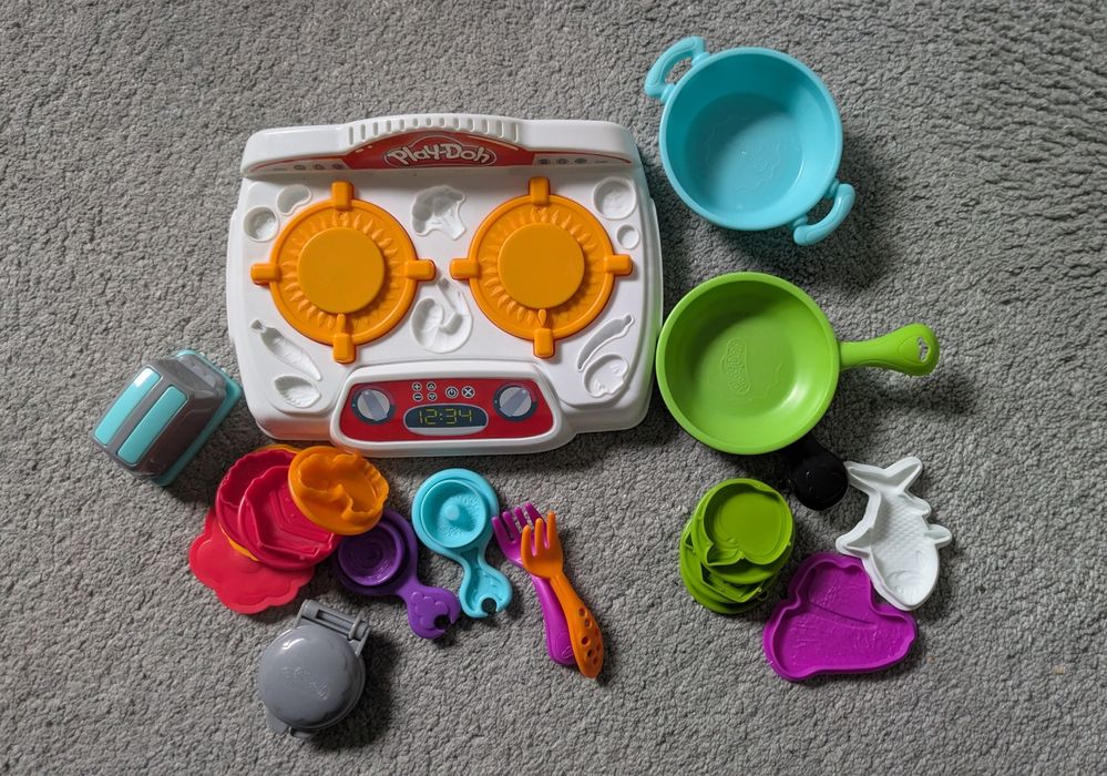 Play Doh kuchenka ciastolina zestaw