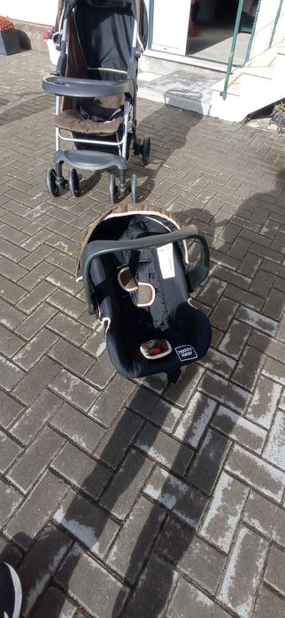 Carrinho de Bebe com cadeira