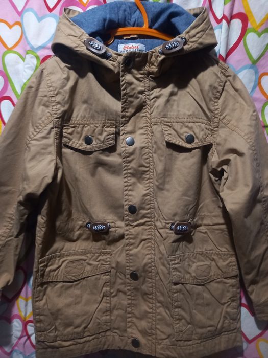 Куртка лёгкая, ветровка