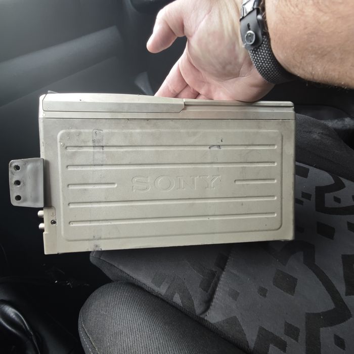 caixa cds changer sony cdx 51