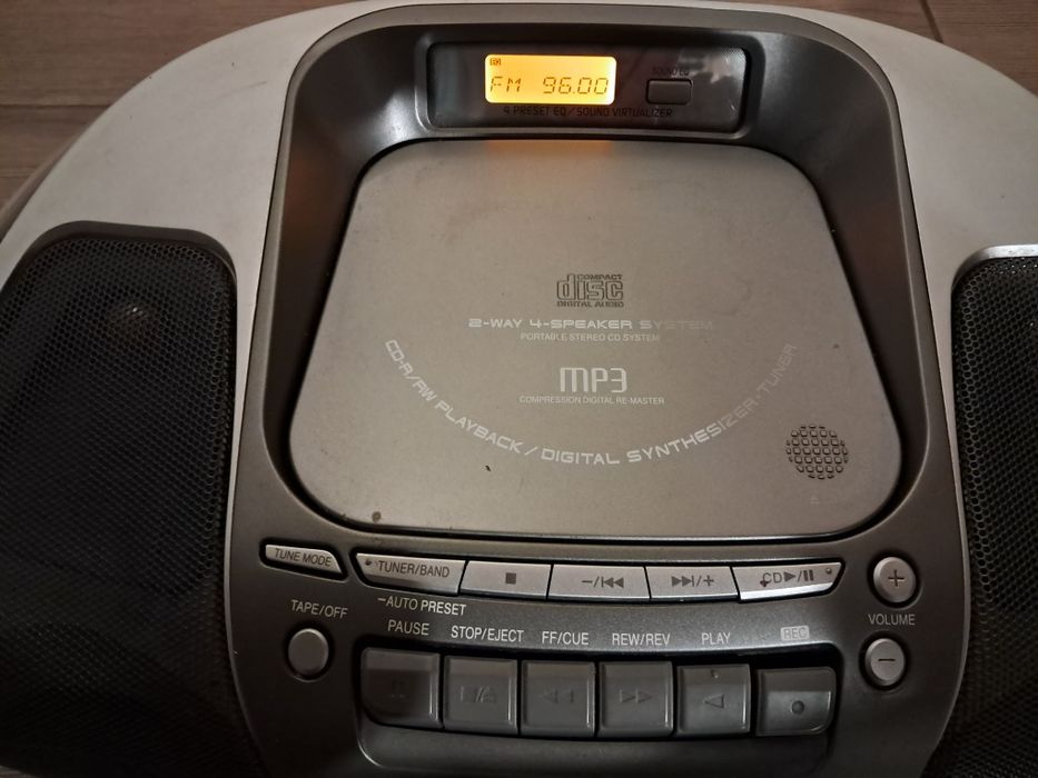 Radiomagnetofon  panasonic