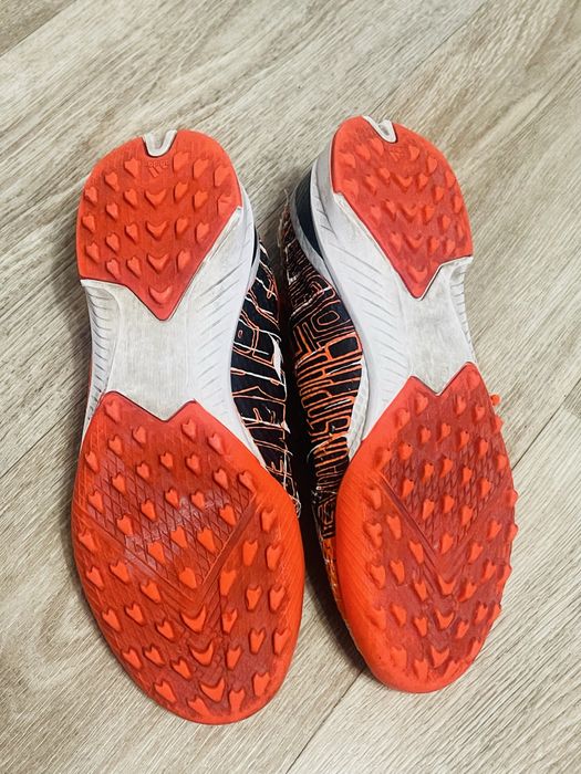 Продам сороконожки adidas 22cm б/у